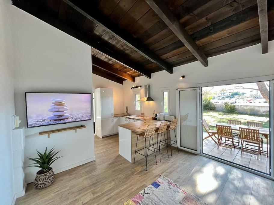 Maison Chaleureuse En Plein Coeur Du Centre Ville Saint-Florent  Dış mekan fotoğraf